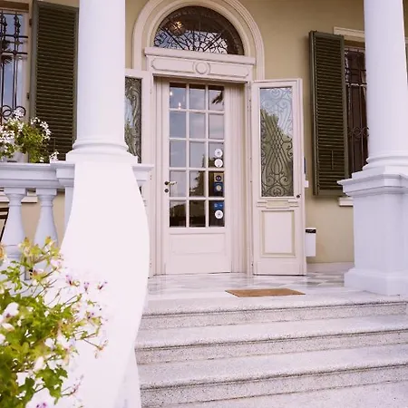 Erre - Literary Bed & Breakfast